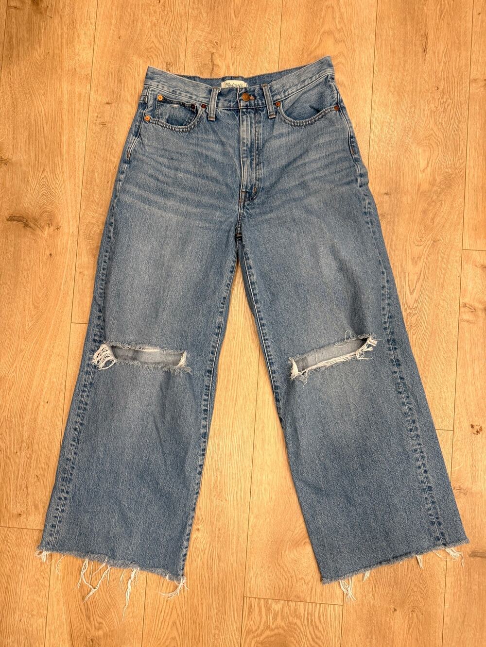 Madewell Wide Leg Jeans Women’s Size 28 Light Wash Distressed Knee Raw Hem